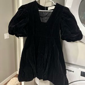 Par Violet Velvet Black Dress